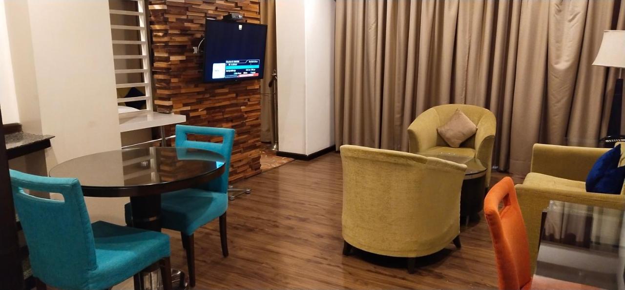 Inn Riviera Jammu Bagian luar foto